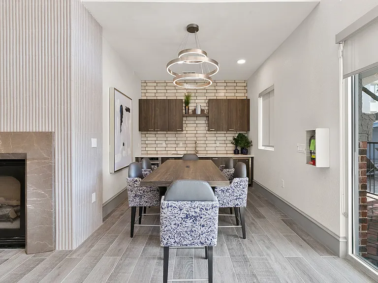 Eleven11 Lexington at Flower Mound — Photo 17