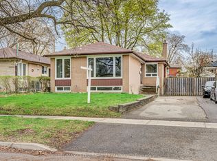 30 Murmouth Rd, Toronto, ON M1T2R1