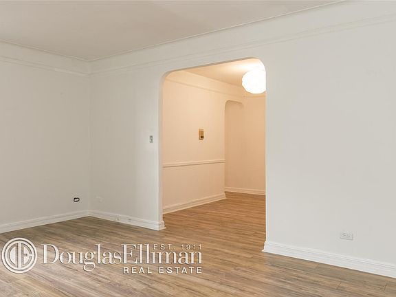 5th image of 155-01 90th Ave APT 5J