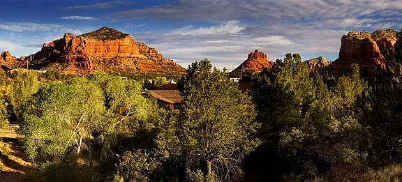 5th image of 12 Wild Horse Mesa Dr
