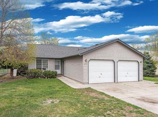 2755 SW Umatilla Ave, Redmond, OR 97756