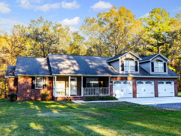 240 Groomsville Rd, Moncks Corner, SC 29461