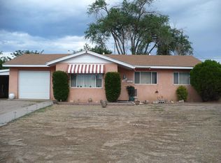1412 Conchas St NE, Albuquerque, NM 87112