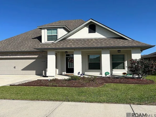911 Gentle Wind Dr, Zachary, LA 70820