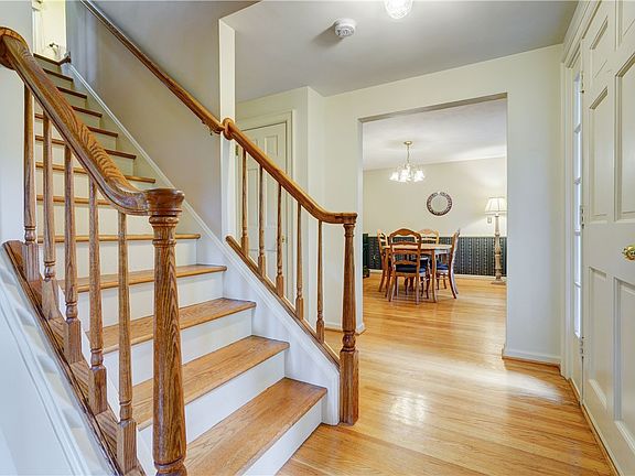 5th image of 63 Callingham Rd