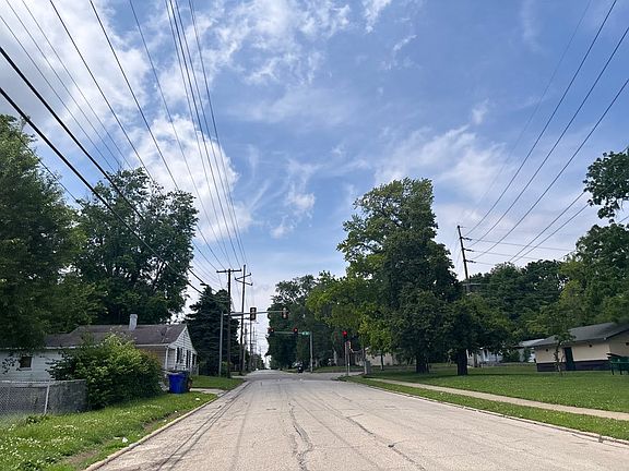 5th image of 505 W Harrison Ave