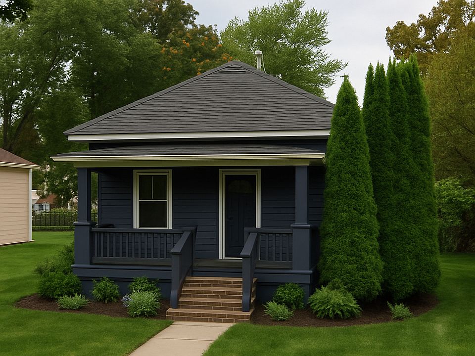 1st image of 819 Blaine St