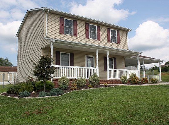 2nd image of 110 Parker Pl