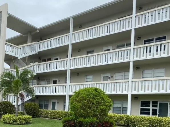 296 Grantham F, Deerfield Beach, FL 33442