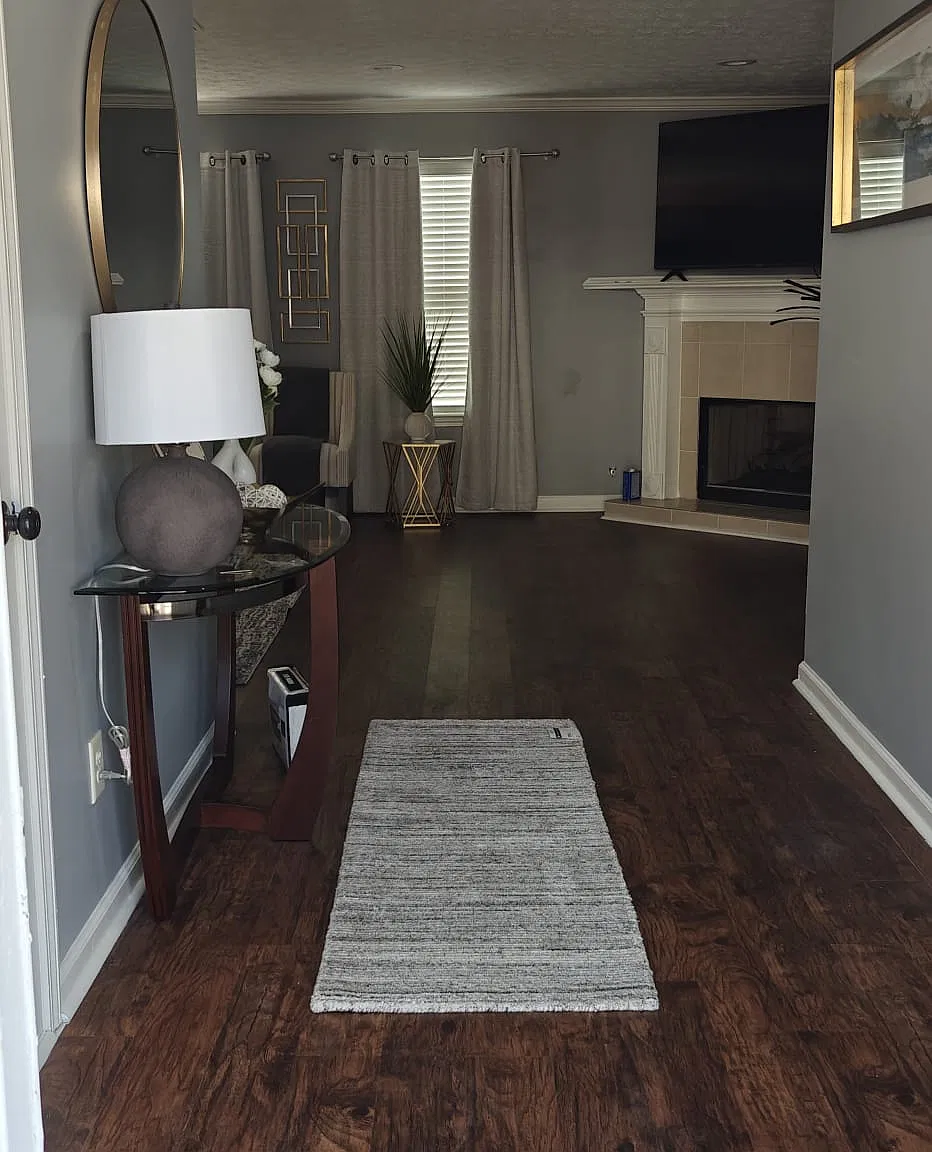 3 bed, 2.5 bath, 1650 sqft, $2,500 — Photo 2