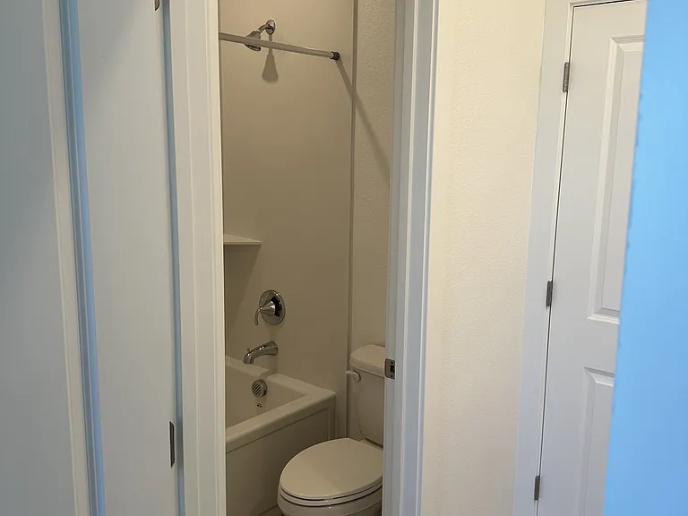 2779 Mulholland Dr — Photo 13