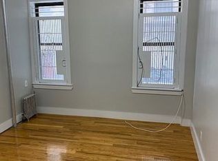 1587 Carroll St #2A, Brooklyn, NY 11213