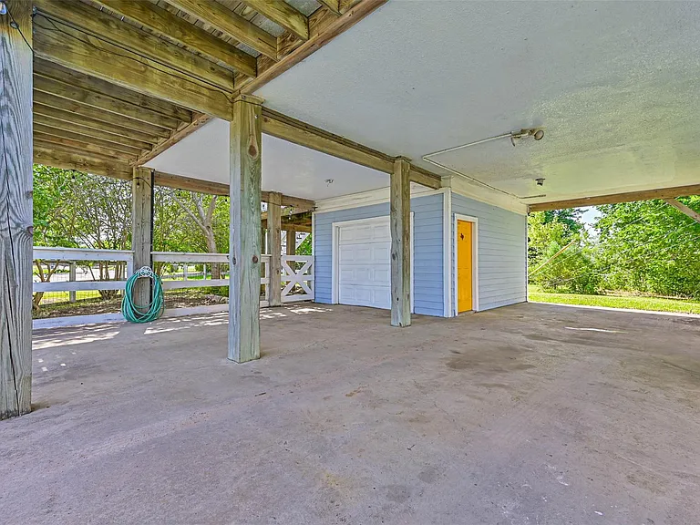 1578 Railroad Ave — Photo 28