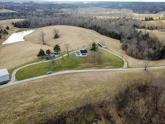 5th image of 705 Isham Ln