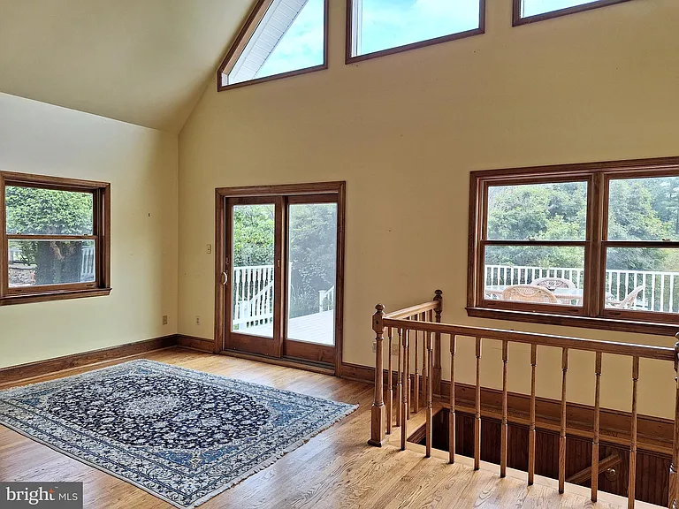 9078 Knoll Run Ln — Photo 14
