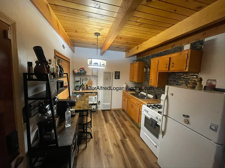 1st Ln — Photo 3