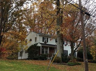 22 Skylark Rd, Springfield, NJ 07081