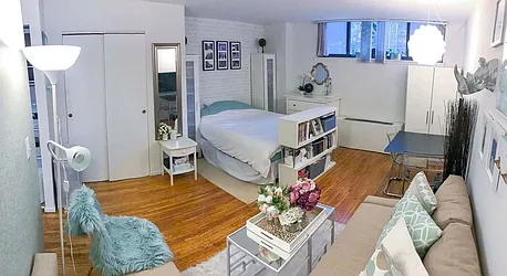 Rented by J PRESTON AND ASSOCIATES INC