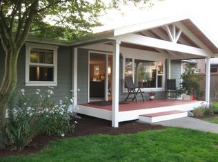 10521 1st Ave NW, Seattle, WA 98177