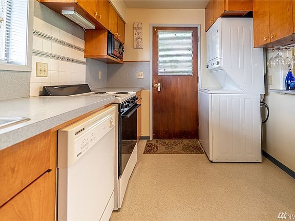 4th image of 408 Dow Ave