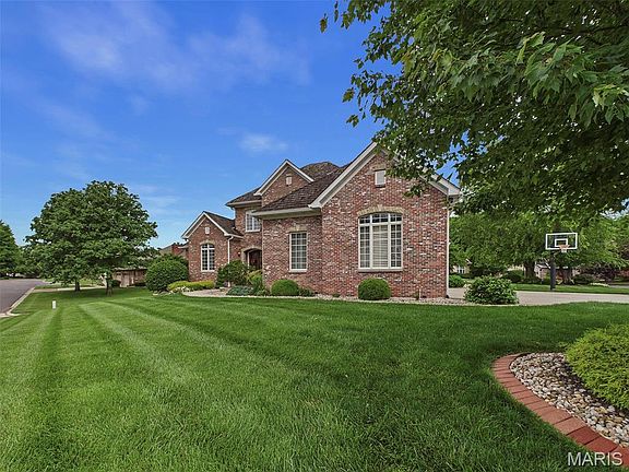 3rd image of 9 Dunbridge Ct