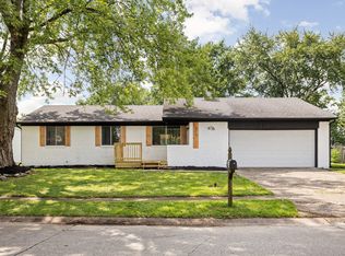 816 Spring Valley Dr, Indianapolis, IN 46231