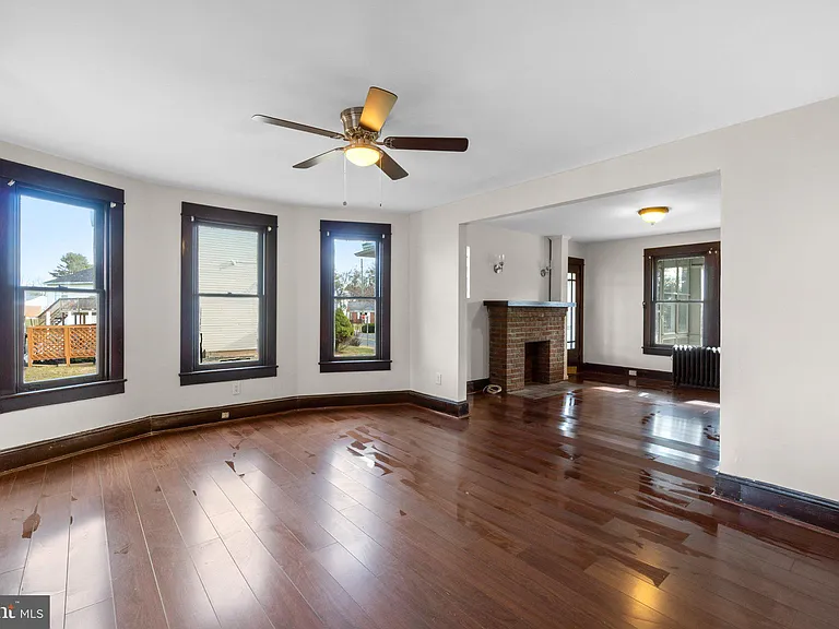 8904 Church Ln — Photo 13