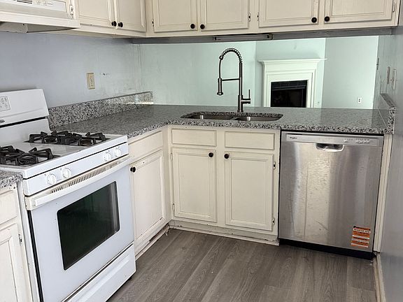 4th image of 3512 Kennesaw Station Dr NW