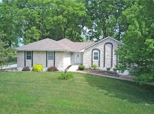 9419 Cyclone School Rd, Lees Summit, MO 64064