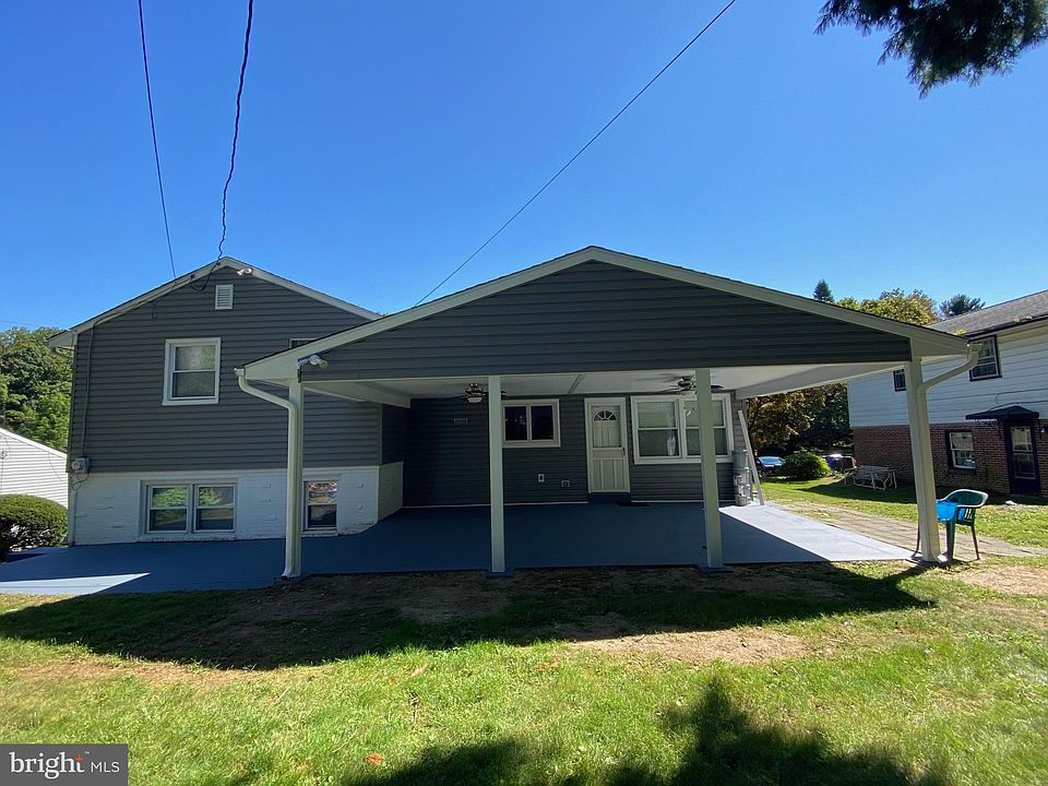 2nd image of 8214 Aspen Way