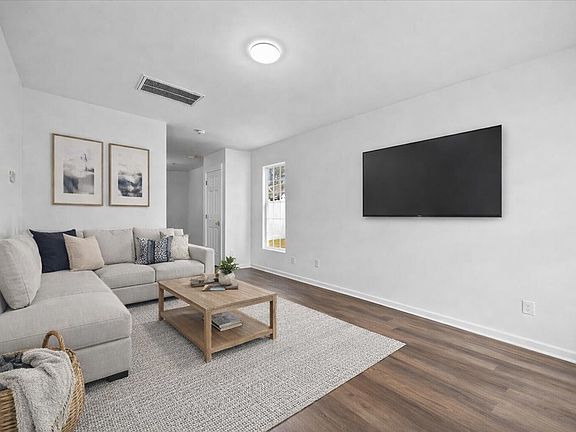 2nd image of 3831 Pin Oak Rd