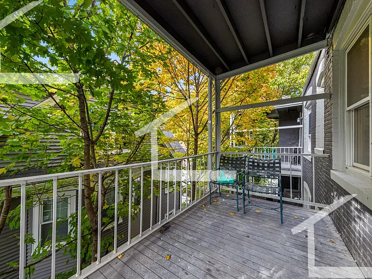 44 Brackett St #3 — Photo 5