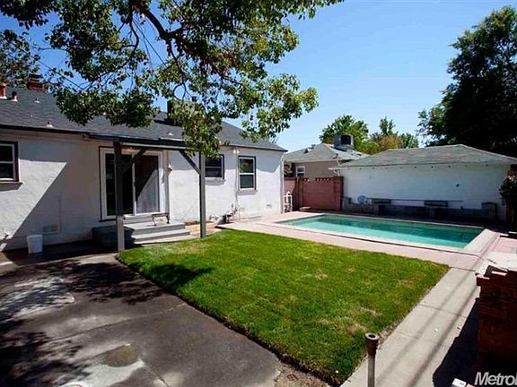 4th image of 3112 61st St