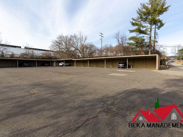 4047 W Maple Rd APT B204