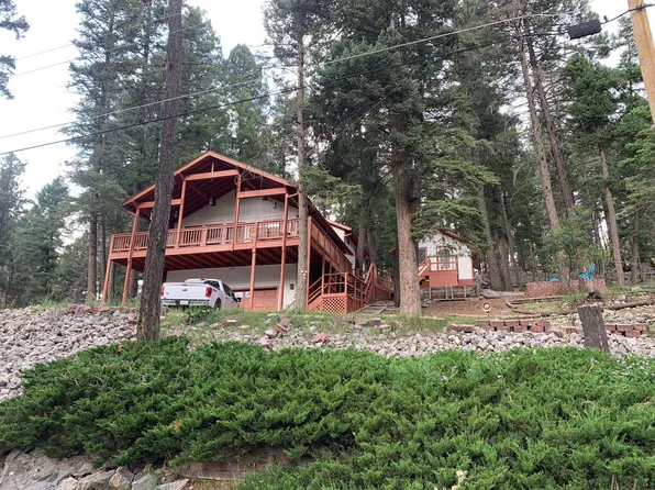 513 Sugar Pine Dr, Cloudcroft, NM 88317
