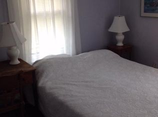 25 Clinton Ave #2, Jamestown, RI 02835