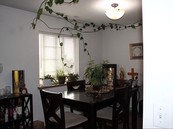 3rd image of 1616 Cross St APT 4