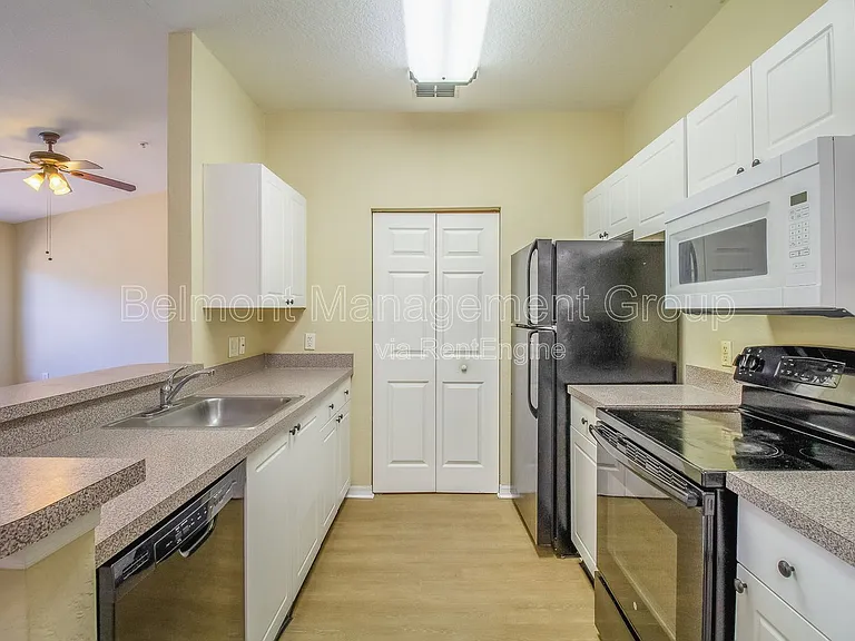 842 Grand Regency Point #202 — Photo 6