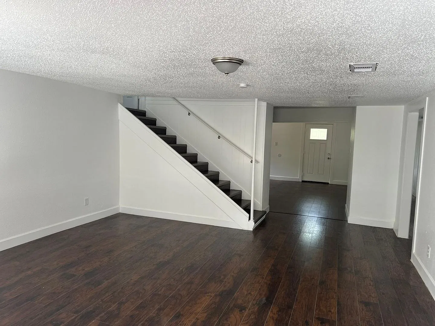 Gorgeous all renovated Apartment in Lake Jackson, TX! — Photo 2