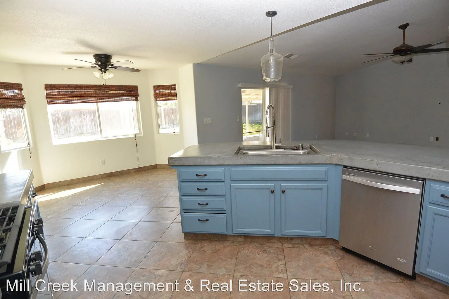 1724 S Grand St photo 1