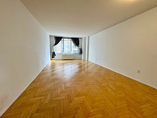 Rented by Corcoran | media 3