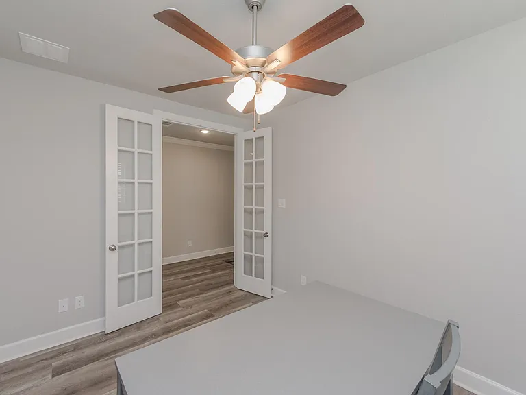 1604 Moss Trail Ct — Photo 4