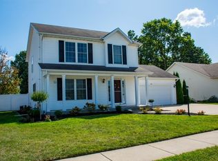 510 Shepherds Cove Dr, Osceola, IN 46561
