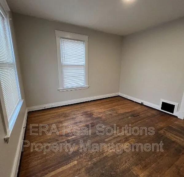 2710 Ruberg Ave #2R — Photo 3