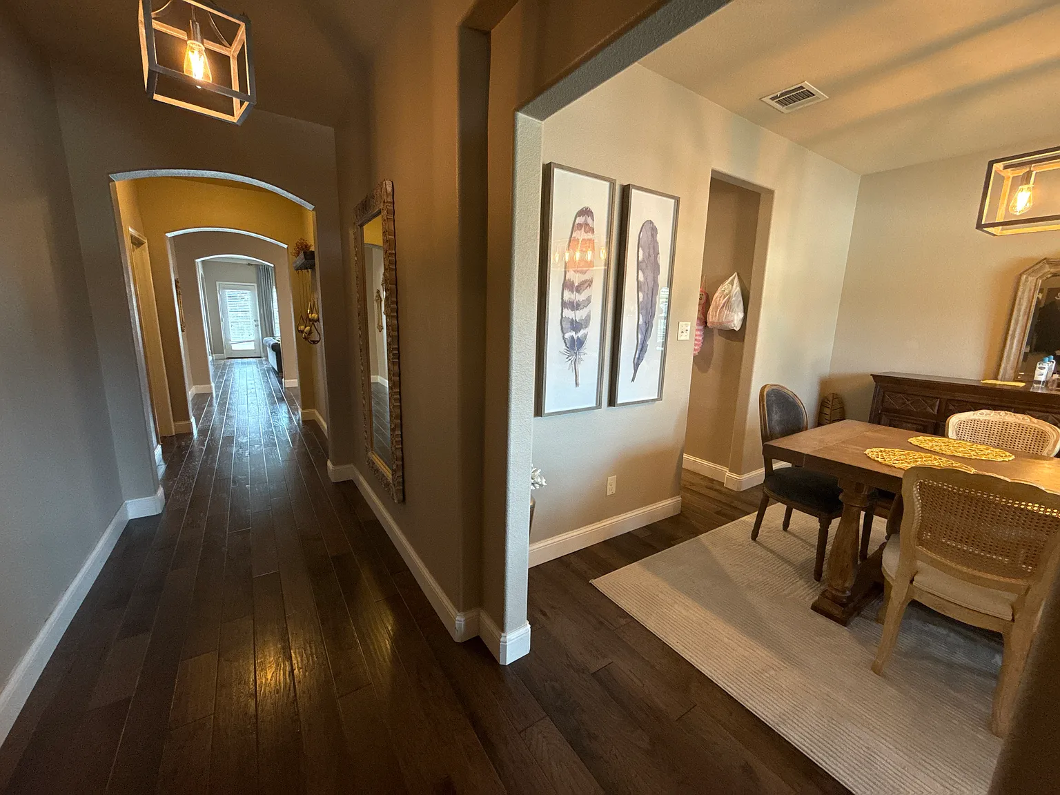 4 bed, 2.5 bath, 2983 sqft, $3,100 — Photo 3