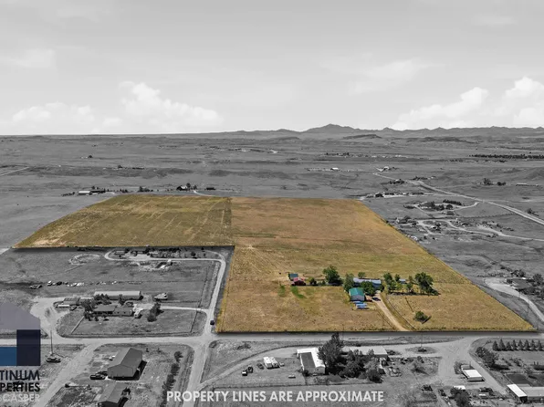 18 Grand Ridge Rd, Douglas, WY 82633