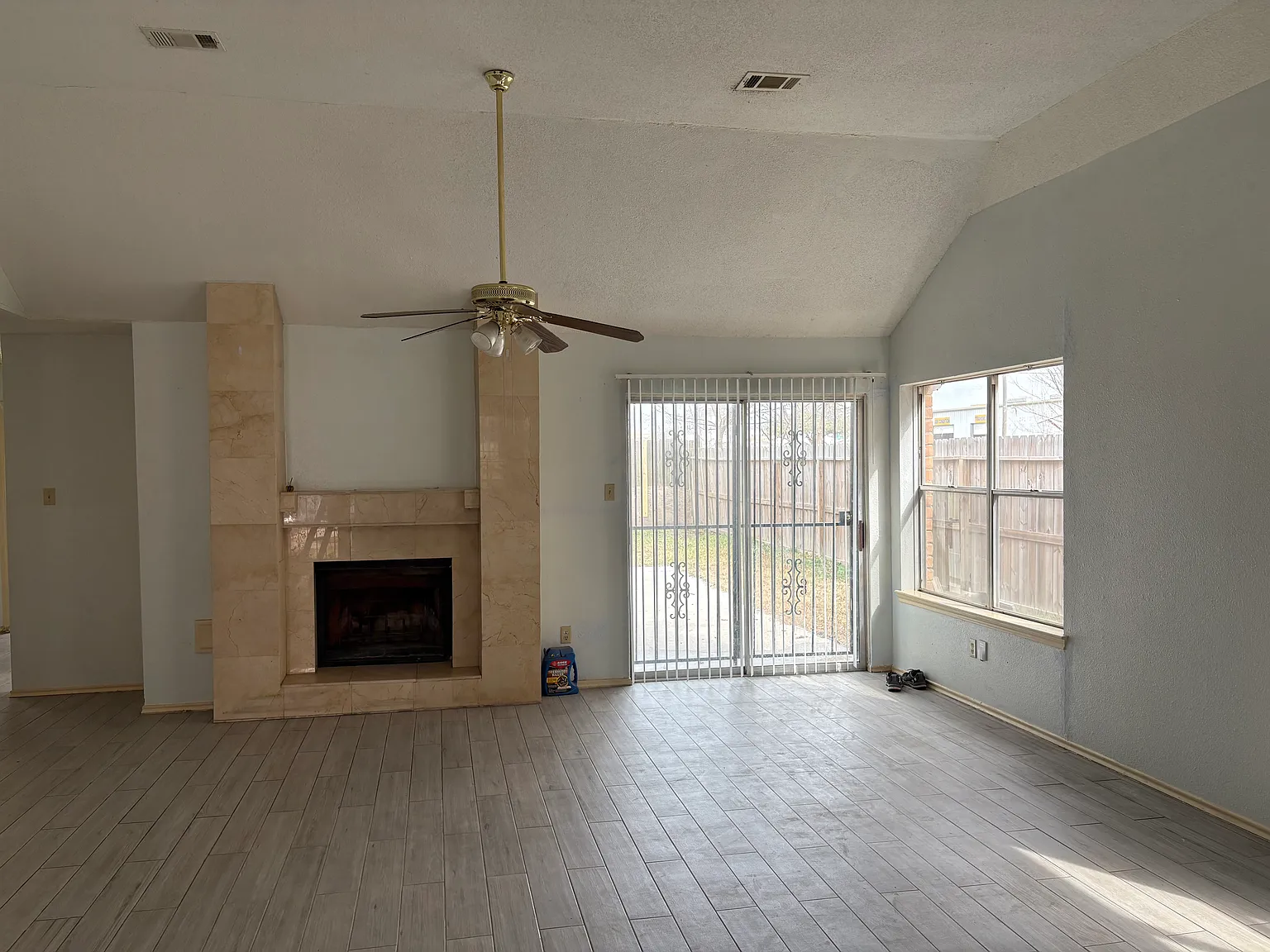 3 bed, 1544 sqft, $1,650 — Photo 3