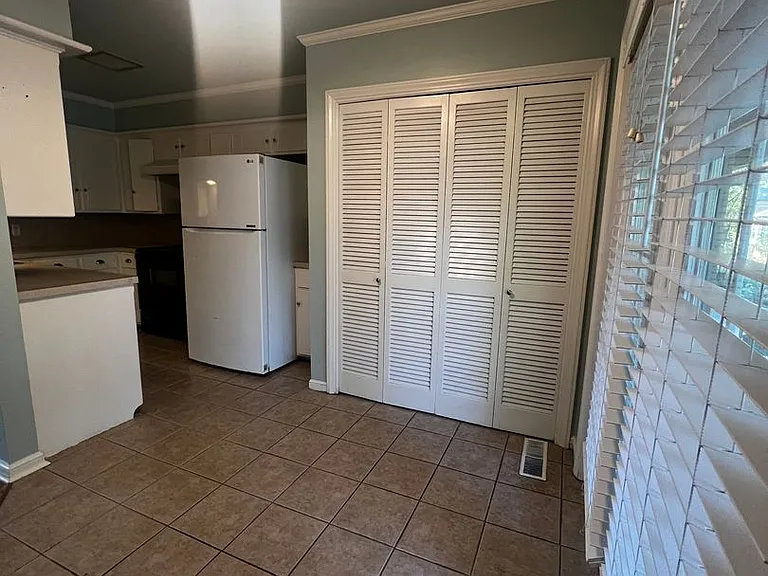 4911 Free Ferry Rd — Photo 4
