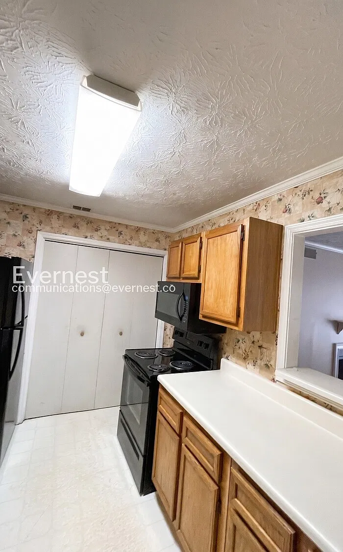 2 bed, 2.0 bath, 1244 sqft, $1,745 — Photo 4