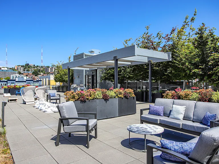 Cora Queen Anne — Photo 26